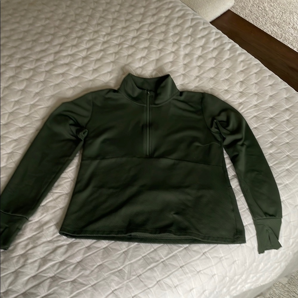 Mondetta Women's Green Top